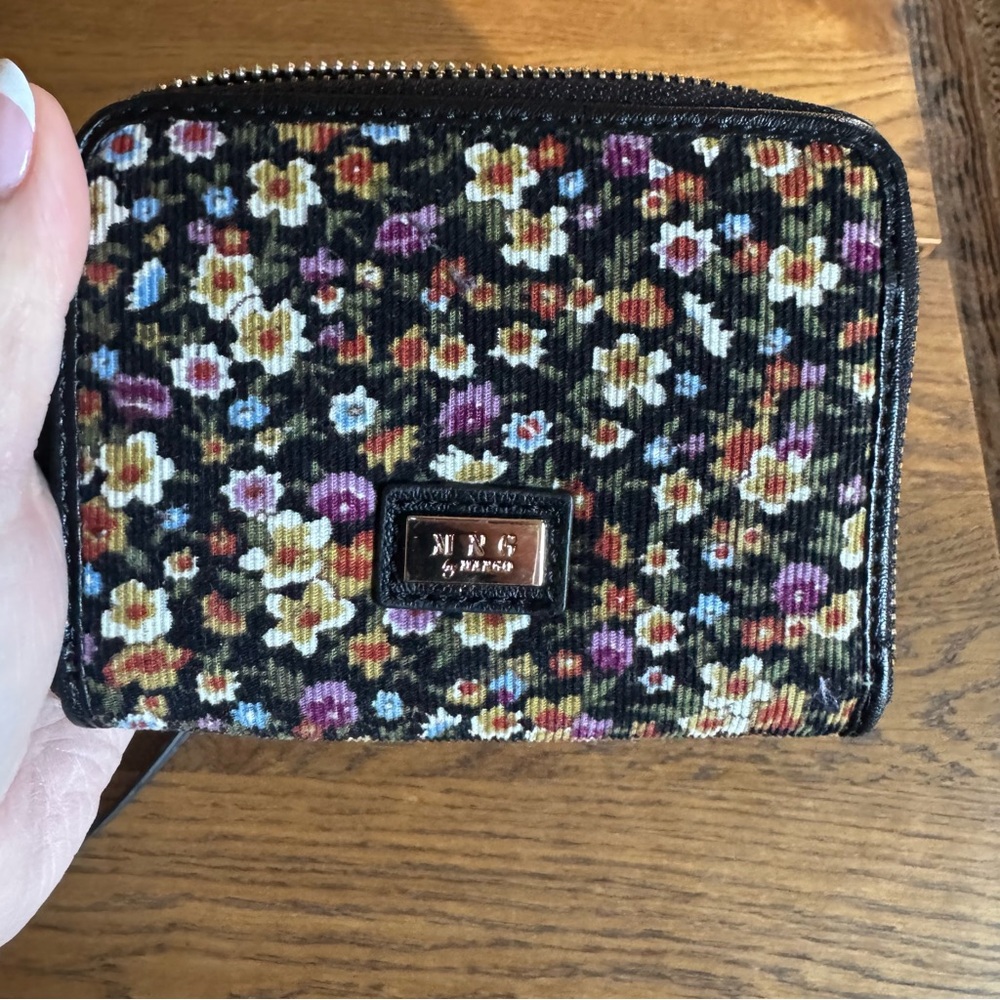 Mango MNG ditsy Daisy corduroy‎ Black Floral Crossbody Bag and Wallet purse - Picture 8 of 9